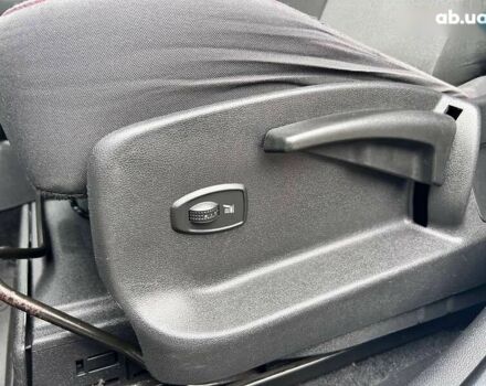 Рено Сценик, объемом двигателя 0 л и пробегом 292 тыс. км за 7800 $, фото 14 на Automoto.ua