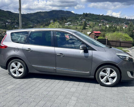 Рено Сценик, объемом двигателя 1.6 л и пробегом 241 тыс. км за 9000 $, фото 2 на Automoto.ua