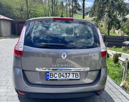 Рено Сценик, объемом двигателя 1.6 л и пробегом 241 тыс. км за 9000 $, фото 5 на Automoto.ua