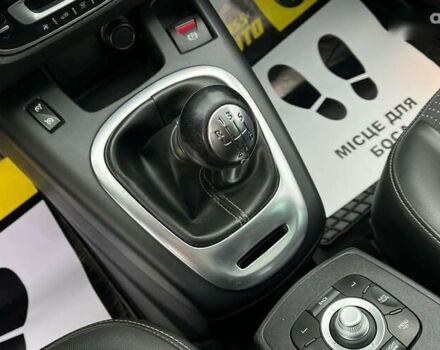 Рено Сценик, объемом двигателя 1.5 л и пробегом 226 тыс. км за 8900 $, фото 14 на Automoto.ua