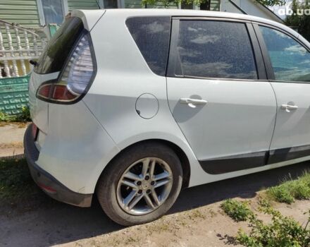 Рено Сценик 2012 в Сумах на Automoto.ua Рено Сценик, объемом двигателя 1.6 л и пробегом 210 тыс. км за 9300 $, фото 3 на Automoto.ua