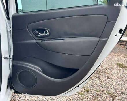 Рено Сценик, объемом двигателя 0 л и пробегом 292 тыс. км за 7800 $, фото 27 на Automoto.ua