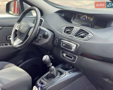 Рено Сценік, об'ємом двигуна 0 л та пробігом 228 тис. км за 9200 $, фото 30 на Automoto.ua