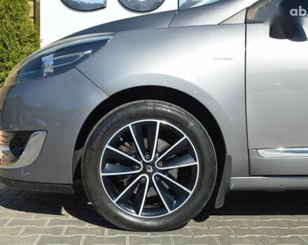 Рено Сценик, объемом двигателя 1.6 л и пробегом 272 тыс. км за 7999 $, фото 6 на Automoto.ua