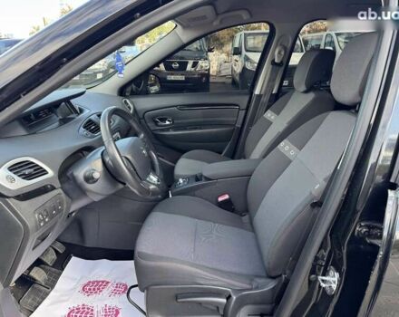 Рено Сценик, объемом двигателя 1.5 л и пробегом 184 тыс. км за 8900 $, фото 13 на Automoto.ua