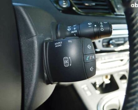 Рено Сценик, объемом двигателя 1.6 л и пробегом 272 тыс. км за 7999 $, фото 23 на Automoto.ua