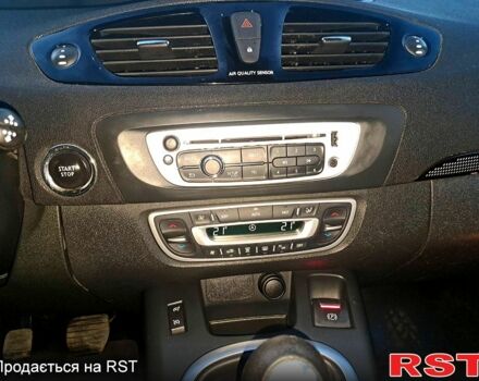 Рено Сценик, объемом двигателя 1.6 л и пробегом 212 тыс. км за 9700 $, фото 3 на Automoto.ua