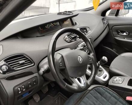 Рено Сценик, объемом двигателя 1.46 л и пробегом 205 тыс. км за 10000 $, фото 6 на Automoto.ua