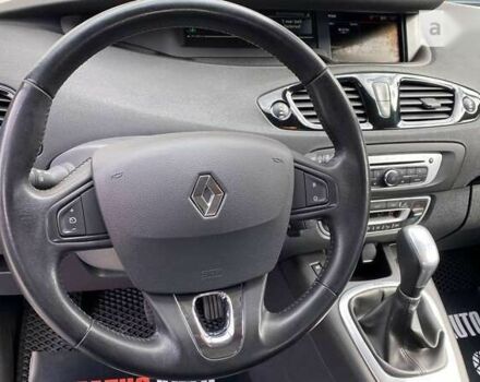 Рено Сценик, объемом двигателя 1.5 л и пробегом 142 тыс. км за 9400 $, фото 15 на Automoto.ua