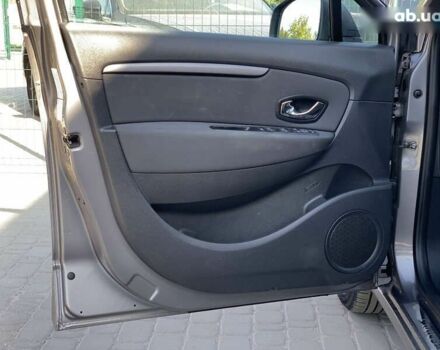 Рено Сценік, об'ємом двигуна 1.5 л та пробігом 264 тис. км за 9299 $, фото 23 на Automoto.ua