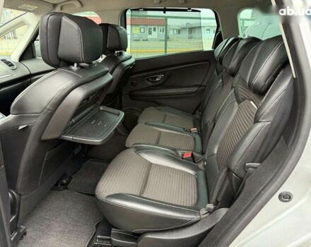 Рено Сценік, об'ємом двигуна 1.6 л та пробігом 227 тис. км за 16490 $, фото 16 на Automoto.ua