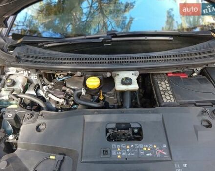 Рено Сценик, объемом двигателя 1.46 л и пробегом 220 тыс. км за 14000 $, фото 2 на Automoto.ua