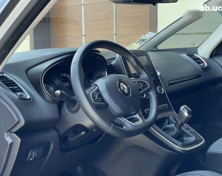 Рено Сценик, объемом двигателя 1.7 л и пробегом 196 тыс. км за 15155 $, фото 24 на Automoto.ua