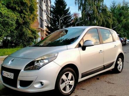 Рено Сценик 2009 в Луцке на Automoto.ua Рено Сценик, объемом двигателя 1.46 л и пробегом 267 тыс. км за 7200 $, фото 1 на Automoto.ua