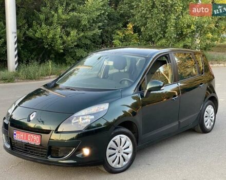 Рено Сценик, объемом двигателя 1.6 л и пробегом 203 тыс. км за 7400 $, фото 1 на Automoto.ua