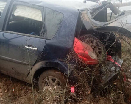 Рено Сценик, объемом двигателя 1.5 л и пробегом 250 тыс. км за 1700 $, фото 1 на Automoto.ua