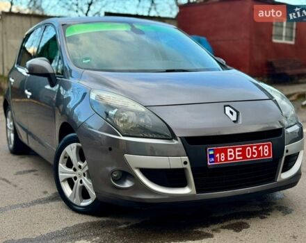 Рено Сценик, объемом двигателя 1.4 л и пробегом 200 тыс. км за 5499 $, фото 1 на Automoto.ua