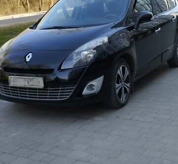Рено Сценик 2011 в Новояворовск на Automoto.ua Рено Сценик, объемом двигателя 1.6 л и пробегом 320 тыс. км за 7950 $, фото 1 на Automoto.ua