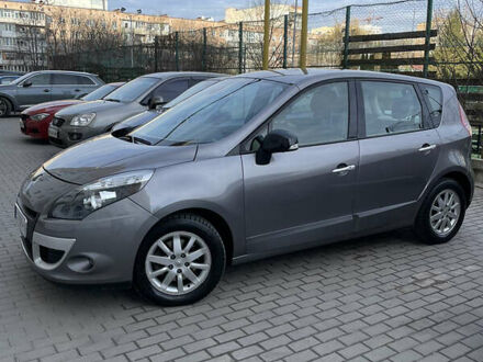 Рено Сценік, об'ємом двигуна 1.5 л та пробігом 205 тис. км за 8500 $, фото 1 на Automoto.ua