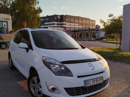 Рено Сценик 2011 в Львове на Automoto.ua Рено Сценик, объемом двигателя 1.5 л и пробегом 210 тыс. км за 6499 $, фото 1 на Automoto.ua