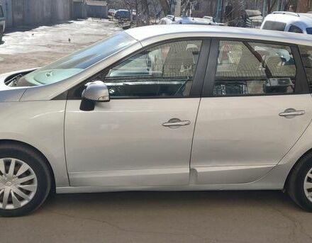 Рено Сценік, об'ємом двигуна 1.46 л та пробігом 298 тис. км за 8500 $, фото 1 на Automoto.ua