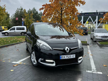 Рено Сценик 2014 в Хмельницком на Automoto.ua Рено Сценик, объемом двигателя 1.5 л и пробегом 328 тыс. км за 7700 $, фото 1 на Automoto.ua