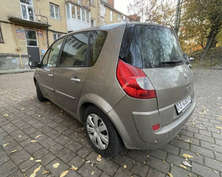 Жовтий Рено Сценік, об'ємом двигуна 1.6 л та пробігом 268 тис. км за 5400 $, фото 13 на Automoto.ua