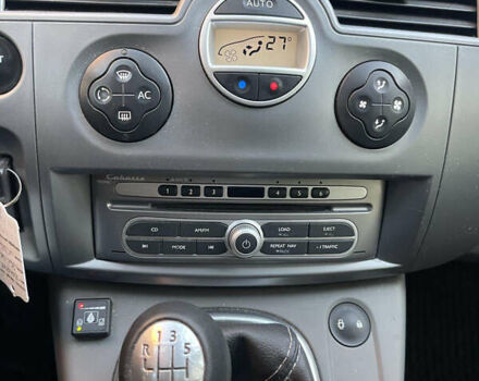 Жовтий Рено Сценік, об'ємом двигуна 1.6 л та пробігом 268 тис. км за 5400 $, фото 32 на Automoto.ua