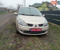 Желтый Рено Сценик, объемом двигателя 1.6 л и пробегом 209 тыс. км за 4998 $, фото 1 на Automoto.ua