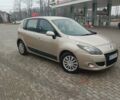 Желтый Рено Сценик, объемом двигателя 1.46 л и пробегом 225 тыс. км за 5900 $, фото 1 на Automoto.ua