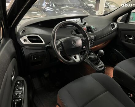 Серый Рено Сценик, объемом двигателя 1.9 л и пробегом 276 тыс. км за 8300 $, фото 12 на Automoto.ua