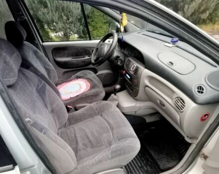 Сірий Рено Сценік, об'ємом двигуна 1.9 л та пробігом 363 тис. км за 2650 $, фото 6 на Automoto.ua