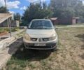 Сірий Рено Сценік, об'ємом двигуна 1.8 л та пробігом 300 тис. км за 1598 $, фото 1 на Automoto.ua