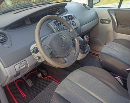 Рено Сценик 2004 в Рава-Русская на Automoto.ua Серый Рено Сценик, объемом двигателя 0 л и пробегом 130 тыс. км за 4500 $, фото 5 на Automoto.ua