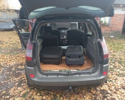 Серый Рено Сценик, объемом двигателя 1.5 л и пробегом 100 тыс. км за 4500 $, фото 1 на Automoto.ua