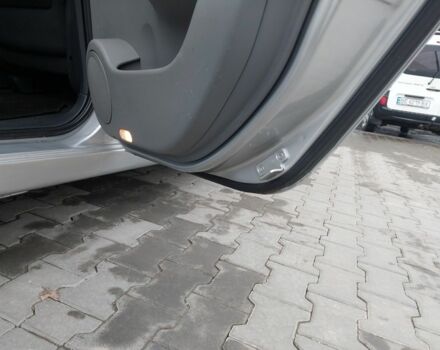 Серый Рено Сценик, объемом двигателя 0 л и пробегом 2 тыс. км за 5500 $, фото 8 на Automoto.ua