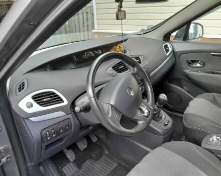 Сірий Рено Сценік, об'ємом двигуна 1.6 л та пробігом 106 тис. км за 8500 $, фото 5 на Automoto.ua