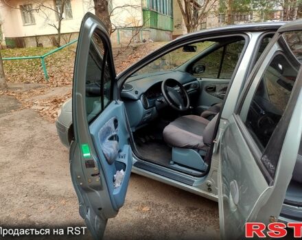 Серый Рено Сценик, объемом двигателя 1.6 л и пробегом 214 тыс. км за 2200 $, фото 6 на Automoto.ua
