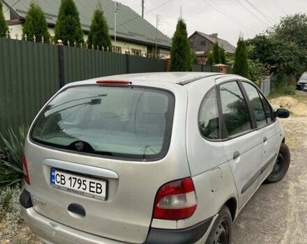 Серый Рено Сценик, объемом двигателя 1.6 л и пробегом 325 тыс. км за 1750 $, фото 4 на Automoto.ua