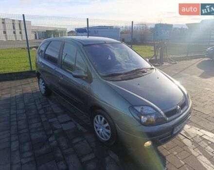 Сірий Рено Сценік, об'ємом двигуна 1.6 л та пробігом 230 тис. км за 3499 $, фото 2 на Automoto.ua