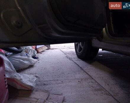 Серый Рено Сценик, объемом двигателя 1.87 л и пробегом 335 тыс. км за 2500 $, фото 4 на Automoto.ua