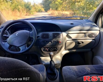 Серый Рено Сценик, объемом двигателя 1.6 л и пробегом 270 тыс. км за 3200 $, фото 3 на Automoto.ua