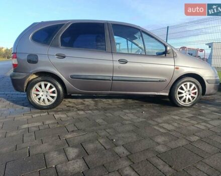 Сірий Рено Сценік, об'ємом двигуна 1.6 л та пробігом 230 тис. км за 3499 $, фото 12 на Automoto.ua
