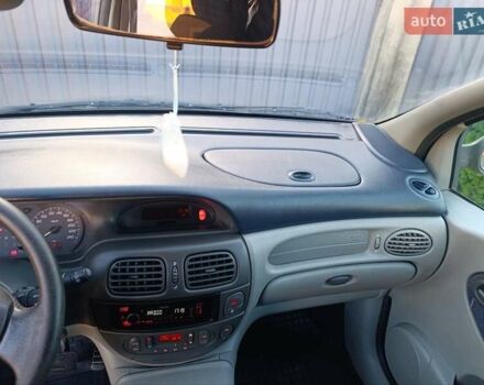 Сірий Рено Сценік, об'ємом двигуна 1.6 л та пробігом 230 тис. км за 3499 $, фото 26 на Automoto.ua