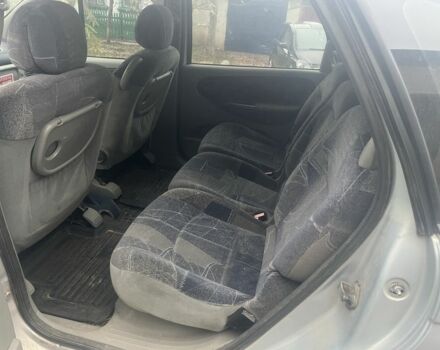 Серый Рено Сценик, объемом двигателя 1.6 л и пробегом 235 тыс. км за 3100 $, фото 6 на Automoto.ua