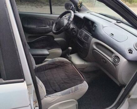 Рено Сценик 2001 в Виннице на Automoto.ua Серый Рено Сценик, объемом двигателя 1.6 л и пробегом 300 тыс. км за 2900 $, фото 12 на Automoto.ua