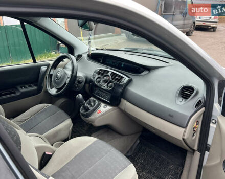 Серый Рено Сценик, объемом двигателя 1.9 л и пробегом 280 тыс. км за 3700 $, фото 6 на Automoto.ua