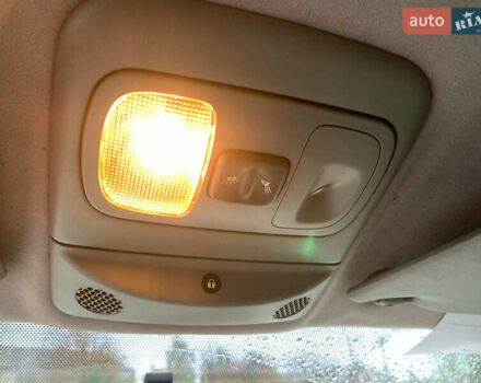 Рено Сценик 2002 в Виннице на Automoto.ua Серый Рено Сценик, объемом двигателя 1.6 л и пробегом 270 тыс. км за 3490 $, фото 32 на Automoto.ua