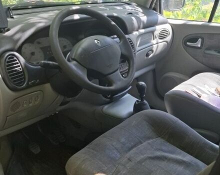 Серый Рено Сценик, объемом двигателя 0 л и пробегом 3 тыс. км за 2200 $, фото 7 на Automoto.ua