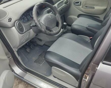 Сірий Рено Сценік, об'ємом двигуна 1.6 л та пробігом 173 тис. км за 4500 $, фото 7 на Automoto.ua